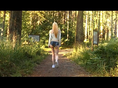 ❤️ Ilus naine liigub aeglaselt, mitte alasti video ☑ Pornovideo at porn et.ttsex.ru ❌️❤